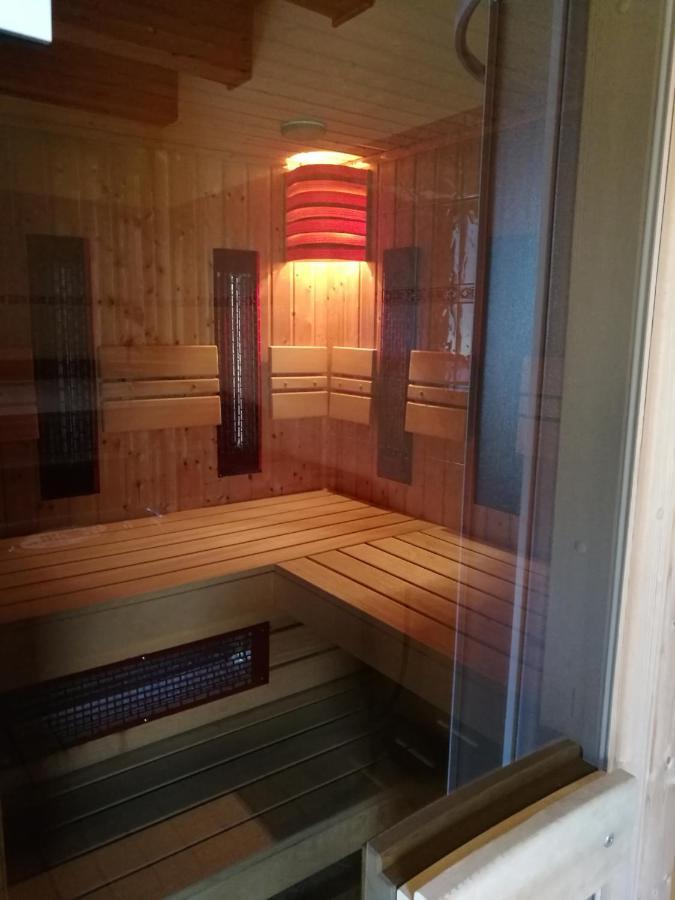 Gergely Vendeghaz Apartment Zirc Exterior photo