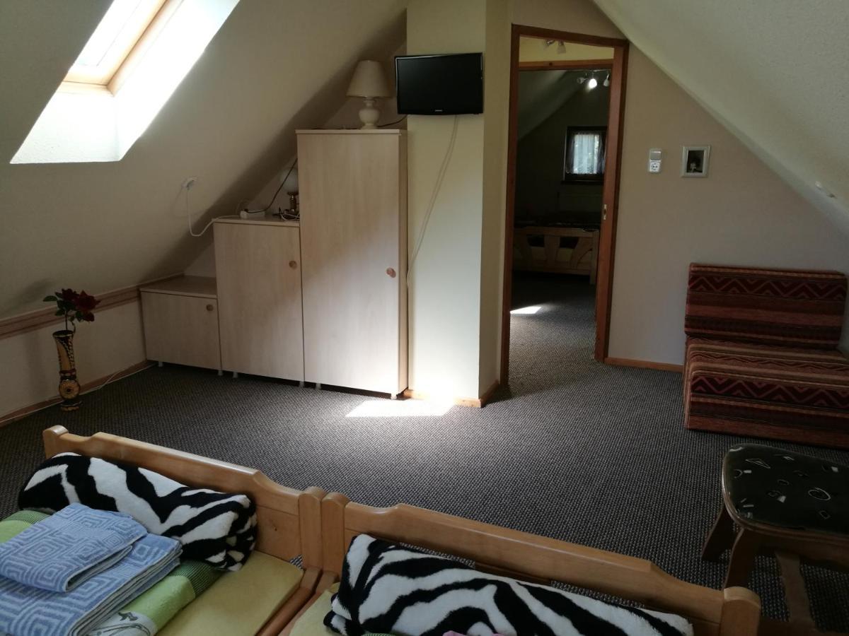 Gergely Vendeghaz Apartment Zirc Exterior photo